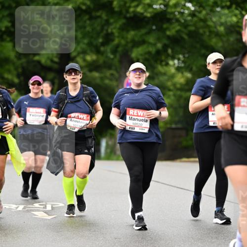 14.06.2026 - REWE Women's Run Dr. Thomas Lammeyer http://msf.ph/oto/9775692 14.06.2026 09:59:17 Laufen 11249, 57, 10714, 7, 10520, 57 meine-sportfotos.de