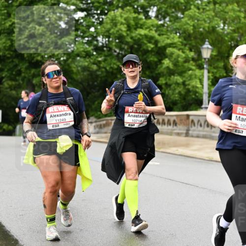 14.06.2026 - REWE Women's Run Dr. Thomas Lammeyer http://msf.ph/oto/9775717 14.06.2026 09:59:20 Laufen 11249, 57, 10714, 7, 10520, 7 meine-sportfotos.de
