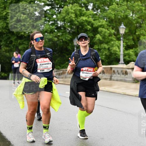 14.06.2026 - REWE Women's Run Dr. Thomas Lammeyer http://msf.ph/oto/9775718 14.06.2026 09:59:21 Laufen 11249, 57, 10714, 10520, 7 meine-sportfotos.de