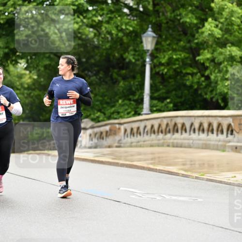 14.06.2026 - REWE Women's Run Dr. Thomas Lammeyer http://msf.ph/oto/9775745 14.06.2026 09:59:24 Laufen 11465, 657, 11064, 57 meine-sportfotos.de