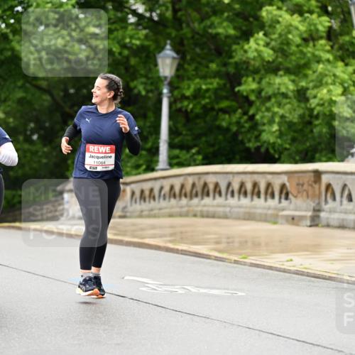 14.06.2026 - REWE Women's Run Dr. Thomas Lammeyer http://msf.ph/oto/9775753 14.06.2026 09:59:25 Laufen 11465, 57, 11064, 7 meine-sportfotos.de