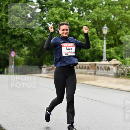 14.06.2026 - REWE Women's Run Dr. Thomas Lammeyer http://msf.ph/oto/9775802 14.06.2026 09:59:31 Laufen 11373, 7 meine-sportfotos.de