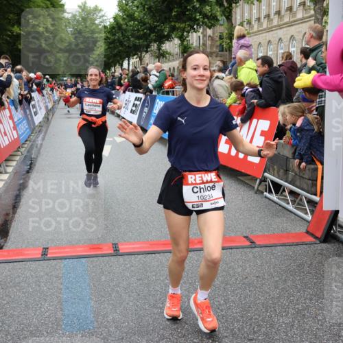 14.06.2026 - REWE Women's Run Strokosch-Dieckow http://msf.ph/oto/9775828 14.06.2026 09:56:39 Ziel 10018, 10098, 10112, 10234, 10265, 10304, 10682, 10736, 10845, 11399, 11428, 11515 meine-sportfotos.de