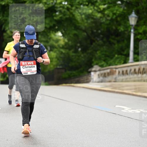 14.06.2026 - REWE Women's Run Dr. Thomas Lammeyer http://msf.ph/oto/9775980 14.06.2026 10:00:04 Laufen 10305, 7 meine-sportfotos.de
