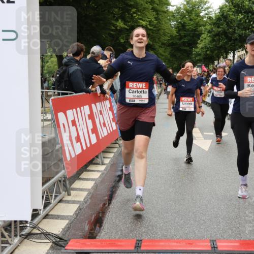 14.06.2026 - REWE Women's Run Strokosch-Dieckow http://msf.ph/oto/9776027 14.06.2026 09:56:46 Ziel 10018, 10156, 10234, 10399, 10465, 10547, 10781, 10782, 11007, 11415, 11516 meine-sportfotos.de