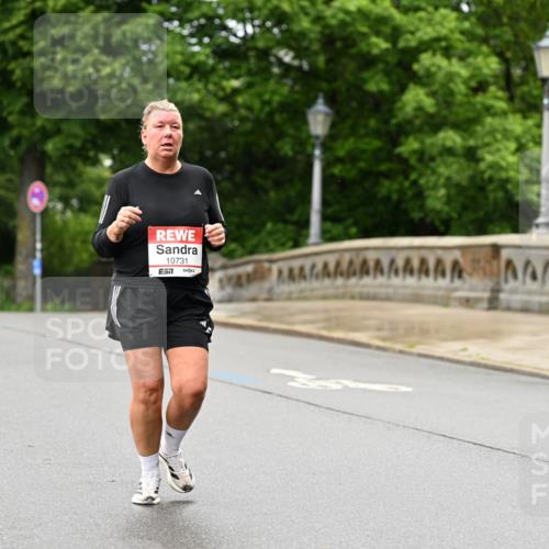14.06.2026 - REWE Women's Run Dr. Thomas Lammeyer http://msf.ph/oto/9776031 14.06.2026 10:00:23 Laufen 10731, 51 meine-sportfotos.de