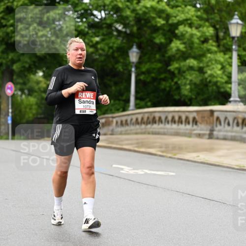 14.06.2026 - REWE Women's Run Dr. Thomas Lammeyer http://msf.ph/oto/9776032 14.06.2026 10:00:23 Laufen 10731, 2 meine-sportfotos.de