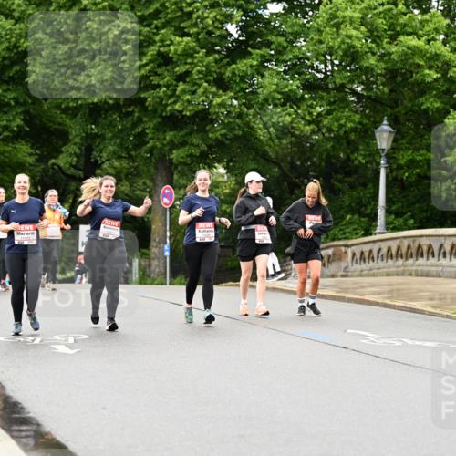 14.06.2026 - REWE Women's Run Dr. Thomas Lammeyer http://msf.ph/oto/9776069 14.06.2026 10:00:48 Laufen 11203, 1081 meine-sportfotos.de