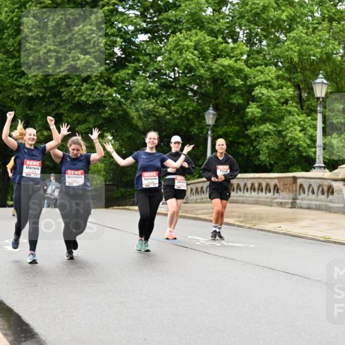 14.06.2026 - REWE Women's Run Dr. Thomas Lammeyer http://msf.ph/oto/9776083 14.06.2026 10:00:49 Laufen 11203, 10681, 19, 2026 meine-sportfotos.de