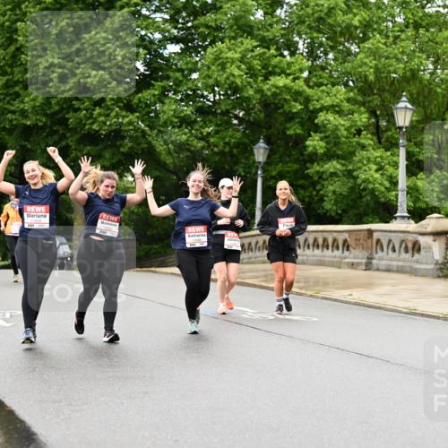 14.06.2026 - REWE Women's Run Dr. Thomas Lammeyer http://msf.ph/oto/9776086 14.06.2026 10:00:50 Laufen 11203, 10401, 19, 2026 meine-sportfotos.de