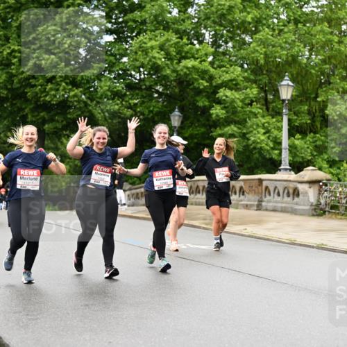 14.06.2026 - REWE Women's Run Dr. Thomas Lammeyer http://msf.ph/oto/9776093 14.06.2026 10:00:50 Laufen 11203, 10681, 19, 2026 meine-sportfotos.de