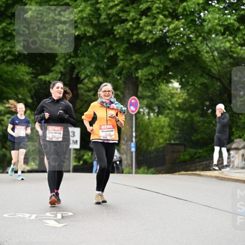 14.06.2026 - REWE Women's Run Dr. Thomas Lammeyer http://msf.ph/oto/9776105 14.06.2026 10:00:53 Laufen 10311, 3, 5, 10759 meine-sportfotos.de