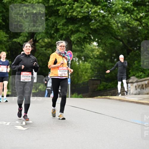14.06.2026 - REWE Women's Run Dr. Thomas Lammeyer http://msf.ph/oto/9776110 14.06.2026 10:00:53 Laufen 10311, 7, 10759 meine-sportfotos.de