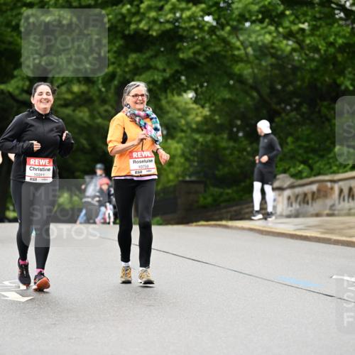 14.06.2026 - REWE Women's Run Dr. Thomas Lammeyer http://msf.ph/oto/9776116 14.06.2026 10:00:54 Laufen 10311, 10759 meine-sportfotos.de