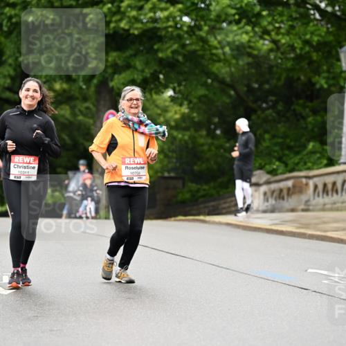 14.06.2026 - REWE Women's Run Dr. Thomas Lammeyer http://msf.ph/oto/9776120 14.06.2026 10:00:54 Laufen 10311, 657, 10759 meine-sportfotos.de