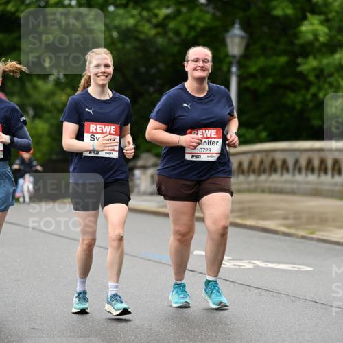 14.06.2026 - REWE Women's Run Dr. Thomas Lammeyer http://msf.ph/oto/9776154 14.06.2026 10:01:00 Laufen 10649, 31, 10729 meine-sportfotos.de