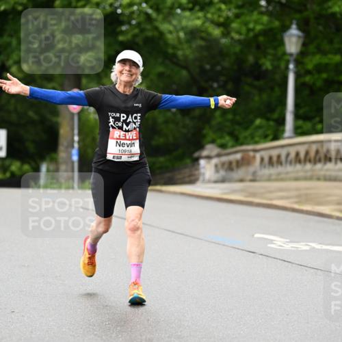 14.06.2026 - REWE Women's Run Dr. Thomas Lammeyer http://msf.ph/oto/9776183 14.06.2026 10:01:12 Laufen 3, 10918 meine-sportfotos.de