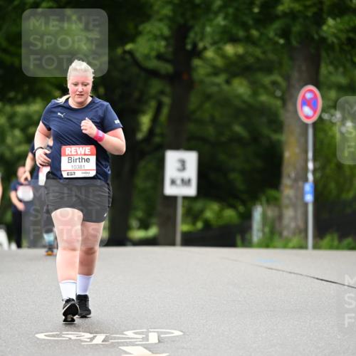 14.06.2026 - REWE Women's Run Dr. Thomas Lammeyer http://msf.ph/oto/9776197 14.06.2026 10:01:16 Laufen 10381, 7, 3 meine-sportfotos.de