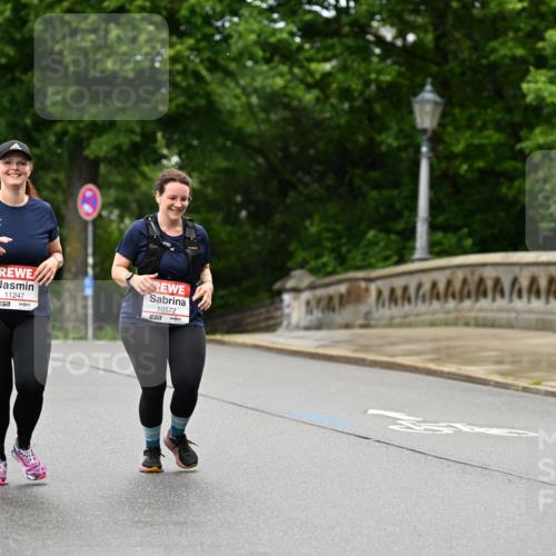 14.06.2026 - REWE Women's Run Dr. Thomas Lammeyer http://msf.ph/oto/9776267 14.06.2026 10:01:25 Laufen 11247, 7, 10572, 7 meine-sportfotos.de