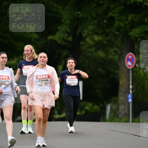 14.06.2026 - REWE Women's Run Dr. Thomas Lammeyer http://msf.ph/oto/9776289 14.06.2026 10:01:29 Laufen 10136, 7, 10135, 11237 meine-sportfotos.de