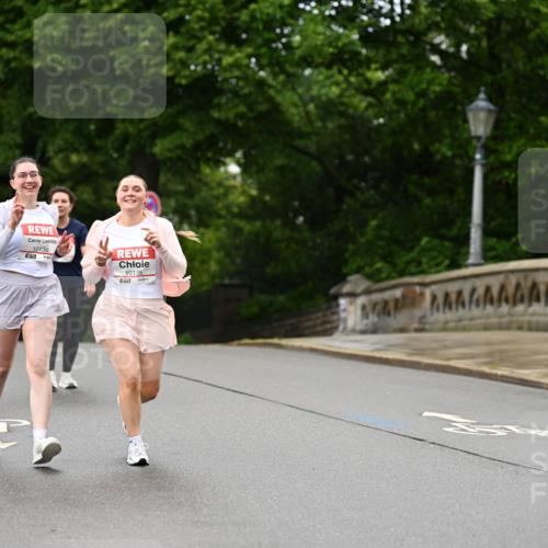 14.06.2026 - REWE Women's Run Dr. Thomas Lammeyer http://msf.ph/oto/9776305 14.06.2026 10:01:31 Laufen 10136, 51, 10135 meine-sportfotos.de