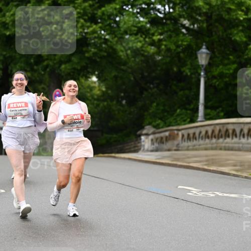 14.06.2026 - REWE Women's Run Dr. Thomas Lammeyer http://msf.ph/oto/9776310 14.06.2026 10:01:32 Laufen 10136, 7, 57, 10135 meine-sportfotos.de