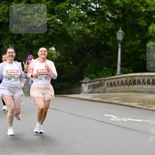 14.06.2026 - REWE Women's Run Dr. Thomas Lammeyer http://msf.ph/oto/9776312 14.06.2026 10:01:32 Laufen 10136, 10135 meine-sportfotos.de