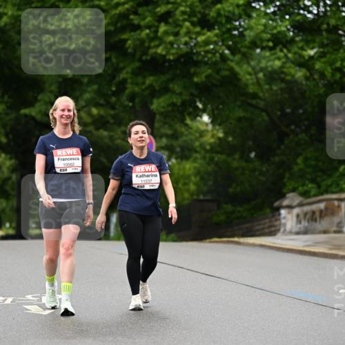 14.06.2026 - REWE Women's Run Dr. Thomas Lammeyer http://msf.ph/oto/9776324 14.06.2026 10:01:35 Laufen 10562, 57, 11237 meine-sportfotos.de