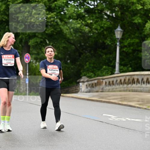 14.06.2026 - REWE Women's Run Dr. Thomas Lammeyer http://msf.ph/oto/9776336 14.06.2026 10:01:36 Laufen 10562, 7, 11237, 557 meine-sportfotos.de