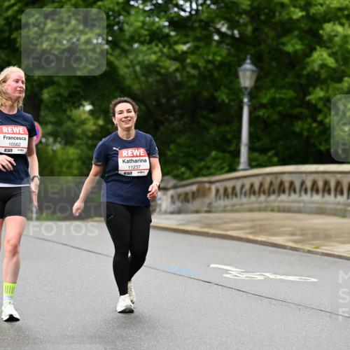 14.06.2026 - REWE Women's Run Dr. Thomas Lammeyer http://msf.ph/oto/9776343 14.06.2026 10:01:36 Laufen 3, 10562, 57, 11237 meine-sportfotos.de
