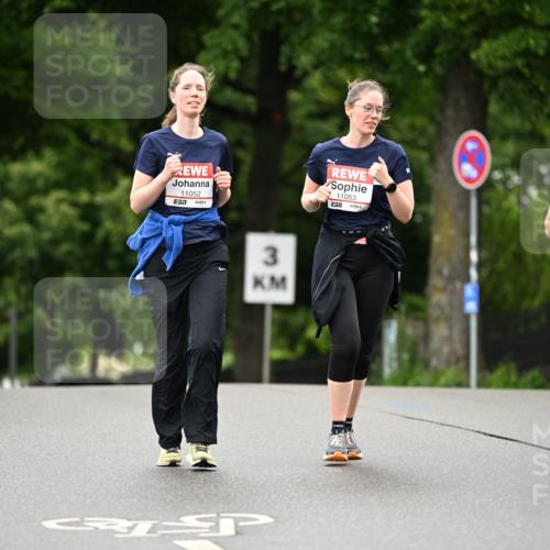 14.06.2026 - REWE Women's Run Dr. Thomas Lammeyer http://msf.ph/oto/9776387 14.06.2026 10:01:48 Laufen 11052, 7, 3, 11053, 7, 10457, 7 meine-sportfotos.de