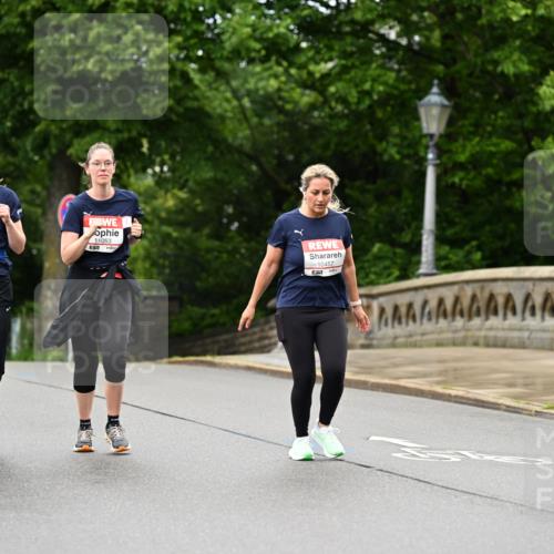 14.06.2026 - REWE Women's Run Dr. Thomas Lammeyer http://msf.ph/oto/9776398 14.06.2026 10:01:50 Laufen 11052, 11053, 57, 10457 meine-sportfotos.de