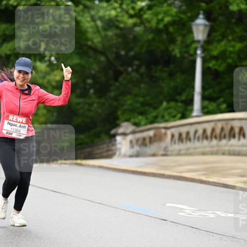 14.06.2026 - REWE Women's Run Dr. Thomas Lammeyer http://msf.ph/oto/9776514 14.06.2026 10:03:23 Laufen 11364, 7 meine-sportfotos.de