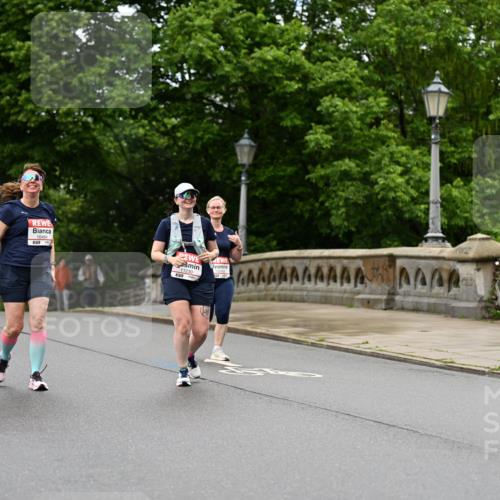 14.06.2026 - REWE Women's Run Dr. Thomas Lammeyer http://msf.ph/oto/9776556 14.06.2026 10:03:29 Laufen 11232, 10484, 51, 11230, 19, 2026 meine-sportfotos.de