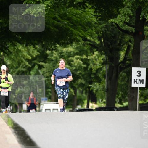 14.06.2026 - REWE Women's Run Dr. Thomas Lammeyer http://msf.ph/oto/9776587 14.06.2026 10:03:39 Laufen 3 meine-sportfotos.de