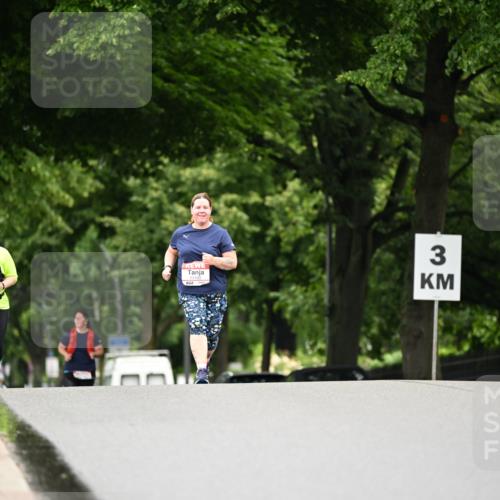 14.06.2026 - REWE Women's Run Dr. Thomas Lammeyer http://msf.ph/oto/9776596 14.06.2026 10:03:40 Laufen 11190, 57, 3 meine-sportfotos.de