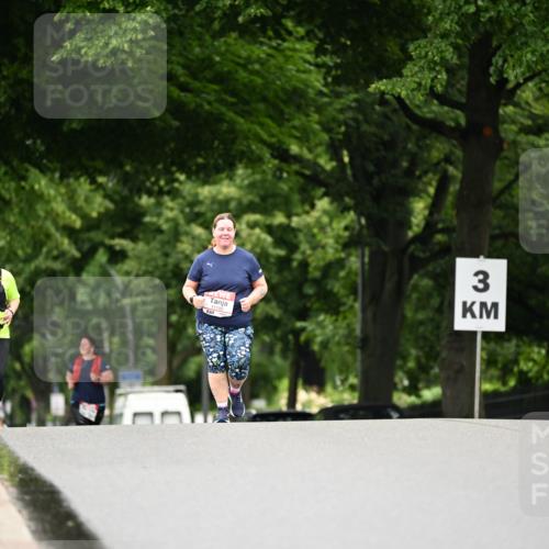 14.06.2026 - REWE Women's Run Dr. Thomas Lammeyer http://msf.ph/oto/9776597 14.06.2026 10:03:40 Laufen 3 meine-sportfotos.de