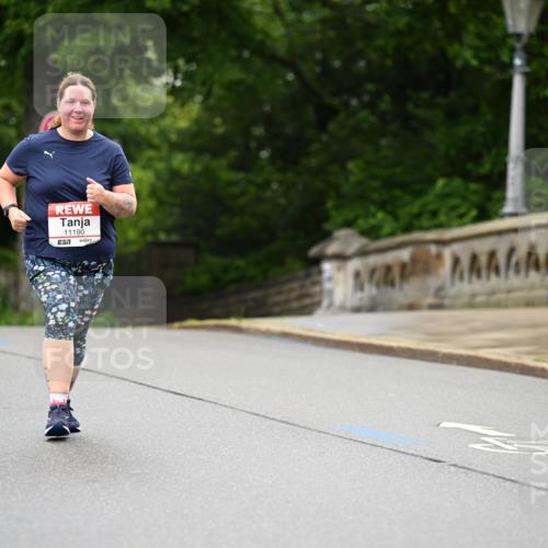 14.06.2026 - REWE Women's Run Dr. Thomas Lammeyer http://msf.ph/oto/9776632 14.06.2026 10:03:49 Laufen 3, 11190 meine-sportfotos.de