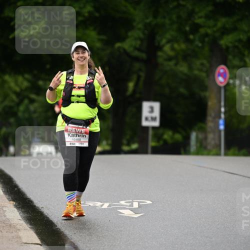 14.06.2026 - REWE Women's Run Dr. Thomas Lammeyer http://msf.ph/oto/9776643 14.06.2026 10:03:51 Laufen 10100, 51, 3 meine-sportfotos.de