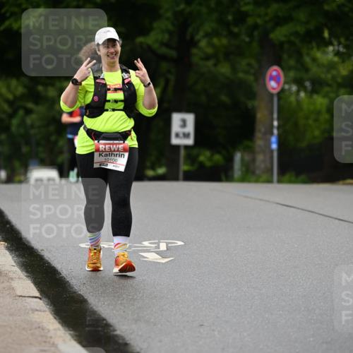 14.06.2026 - REWE Women's Run Dr. Thomas Lammeyer http://msf.ph/oto/9776647 14.06.2026 10:03:51 Laufen 10100, 7, 3 meine-sportfotos.de