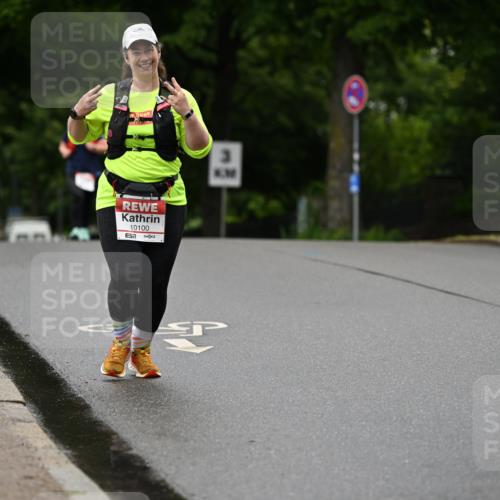 14.06.2026 - REWE Women's Run Dr. Thomas Lammeyer http://msf.ph/oto/9776650 14.06.2026 10:03:52 Laufen 10100, 3 meine-sportfotos.de