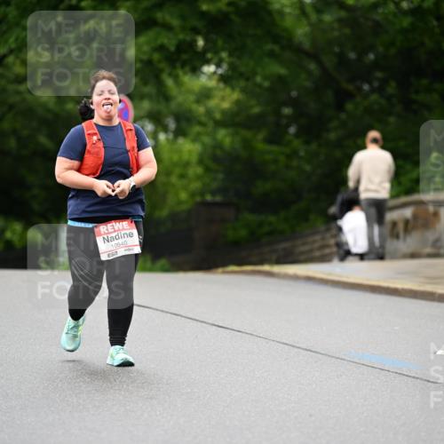 14.06.2026 - REWE Women's Run Dr. Thomas Lammeyer http://msf.ph/oto/9776697 14.06.2026 10:03:59 Laufen 3, 10540 meine-sportfotos.de