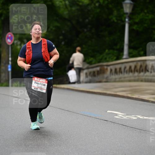 14.06.2026 - REWE Women's Run Dr. Thomas Lammeyer http://msf.ph/oto/9776710 14.06.2026 10:04:00 Laufen 3, 10540 meine-sportfotos.de