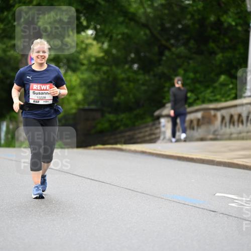 14.06.2026 - REWE Women's Run Dr. Thomas Lammeyer http://msf.ph/oto/9776773 14.06.2026 10:05:46 Laufen 3, 10228, 7 meine-sportfotos.de