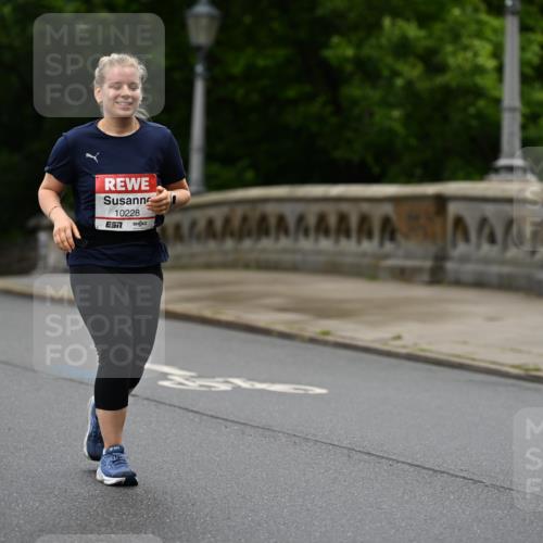 14.06.2026 - REWE Women's Run Dr. Thomas Lammeyer http://msf.ph/oto/9776805 14.06.2026 10:05:49 Laufen 10228 meine-sportfotos.de