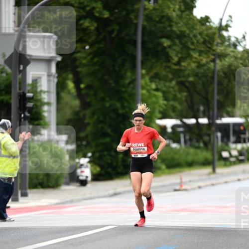 14.06.2026 - REWE Women's Run Dr. Thomas Lammeyer http://msf.ph/oto/9776807 14.06.2026 10:38:26 Laufen 5910 meine-sportfotos.de