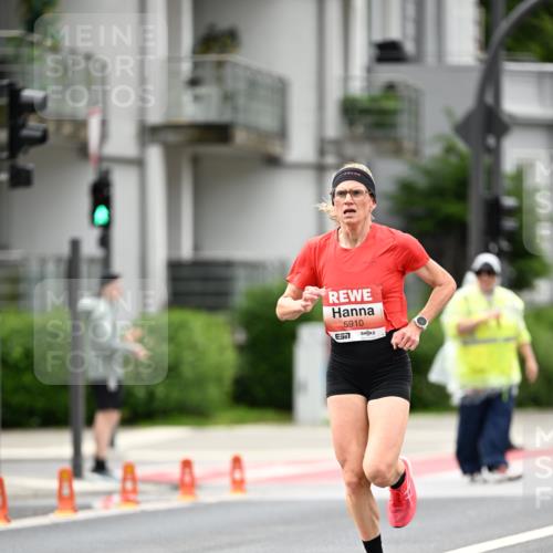 14.06.2026 - REWE Women's Run Dr. Thomas Lammeyer http://msf.ph/oto/9776832 14.06.2026 10:38:28 Laufen 5910, 657 meine-sportfotos.de