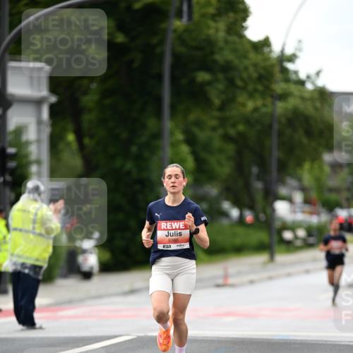 14.06.2026 - REWE Women's Run Dr. Thomas Lammeyer http://msf.ph/oto/9776974 14.06.2026 10:39:06 Laufen 5386, 57 meine-sportfotos.de