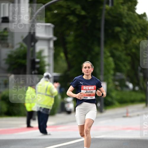 14.06.2026 - REWE Women's Run Dr. Thomas Lammeyer http://msf.ph/oto/9776979 14.06.2026 10:39:07 Laufen 5386 meine-sportfotos.de