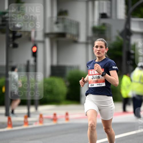 14.06.2026 - REWE Women's Run Dr. Thomas Lammeyer http://msf.ph/oto/9776992 14.06.2026 10:39:08 Laufen 5386, 57 meine-sportfotos.de